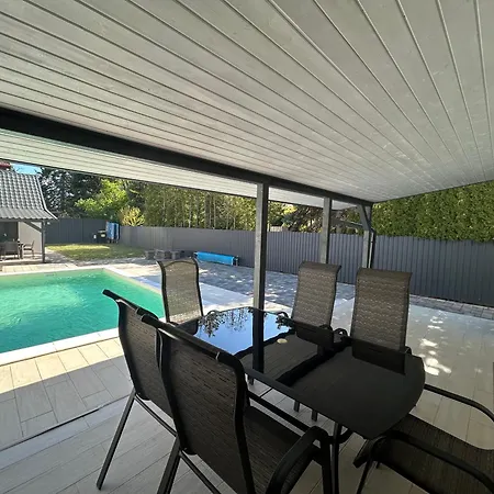 Βίλα Lux Pool